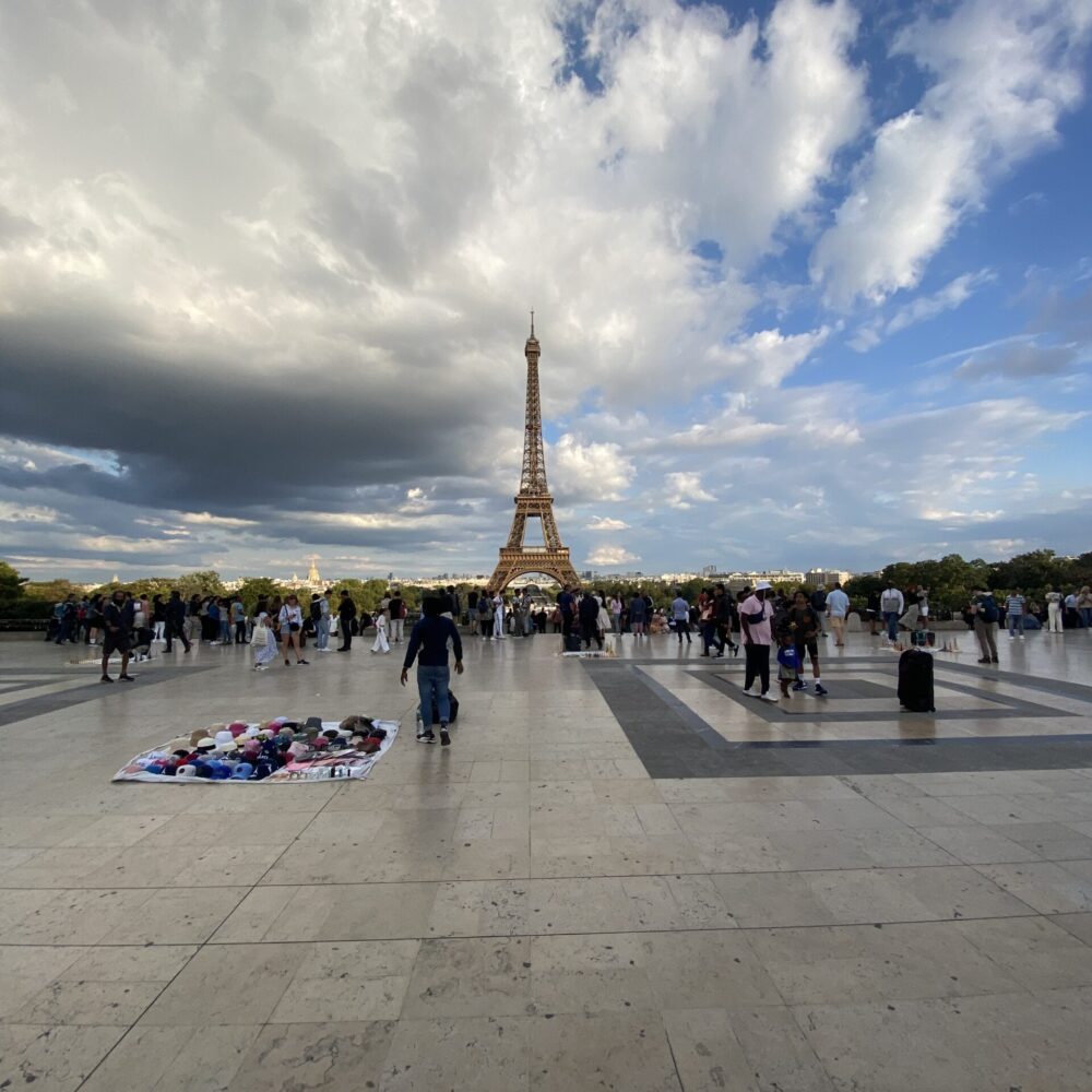 Paris38